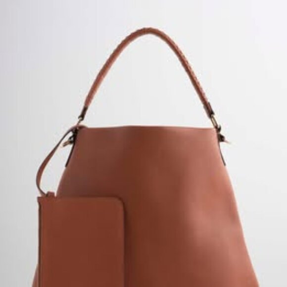 Piupelle Olivia Hobo Bag - Picture 7 of 7